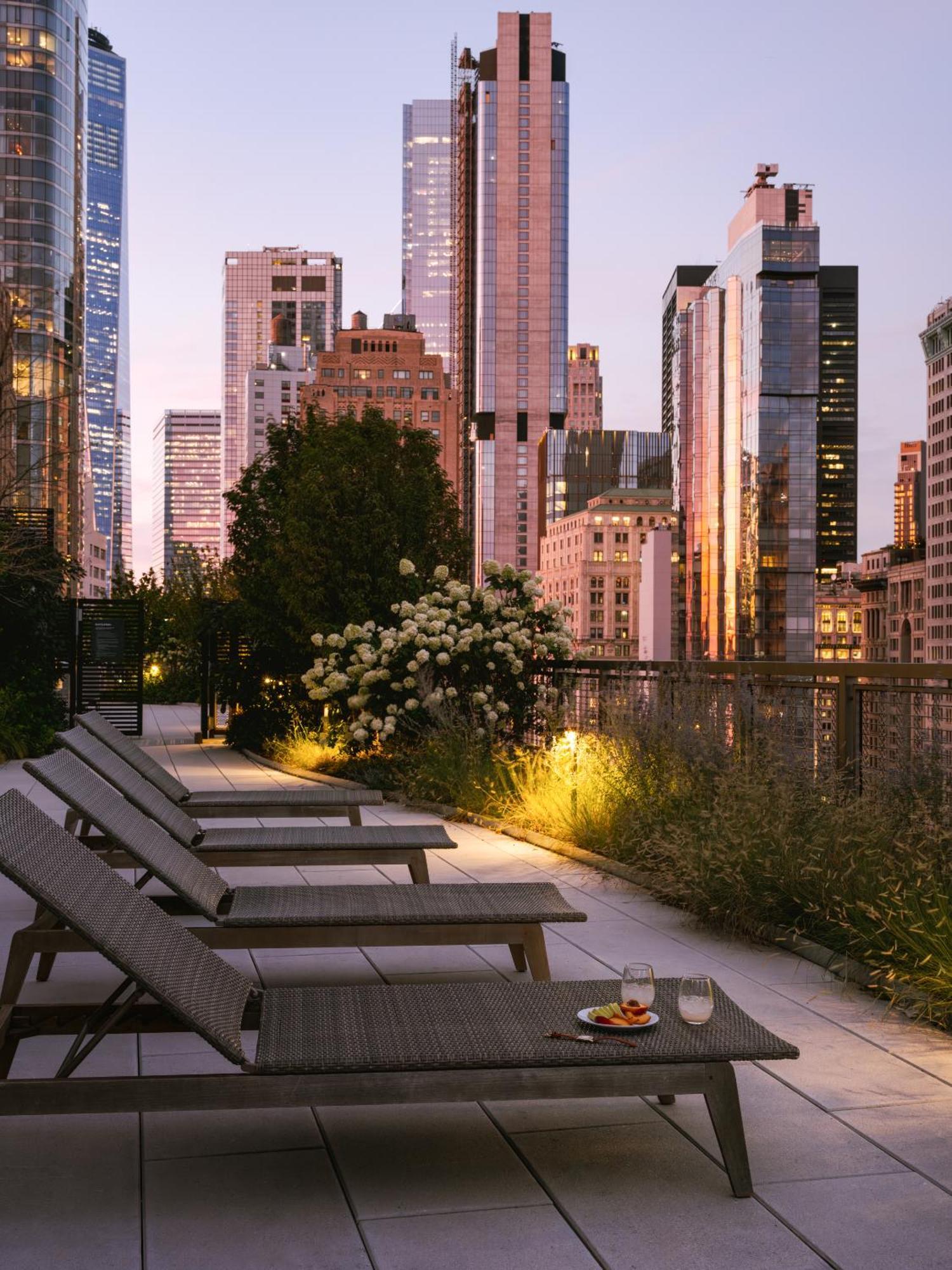 Sonder By Marriott Bonvoy Battery Park Financial District 2* New York